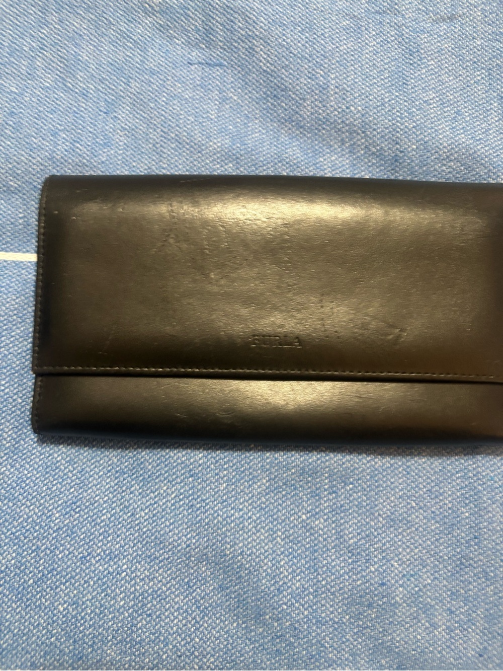 Furla Leather Fold-Over Clutch Wallet - 
Has call out see pics
Has scratches